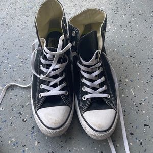Converse hi top chuck taylor size 10